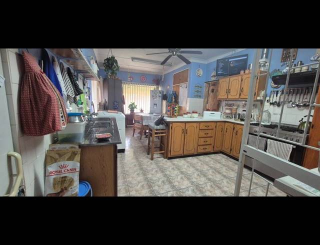 3 BEDROOM HOUSE FOR SALE IN CASSELDALE